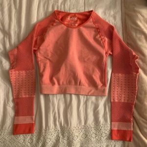 Bombshell long sleeve crop top